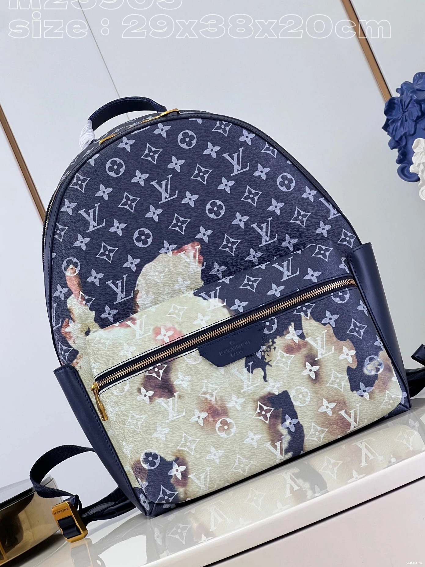 WIS PM BACKPACK VUITTON LOUIS DISCOVERY 1206